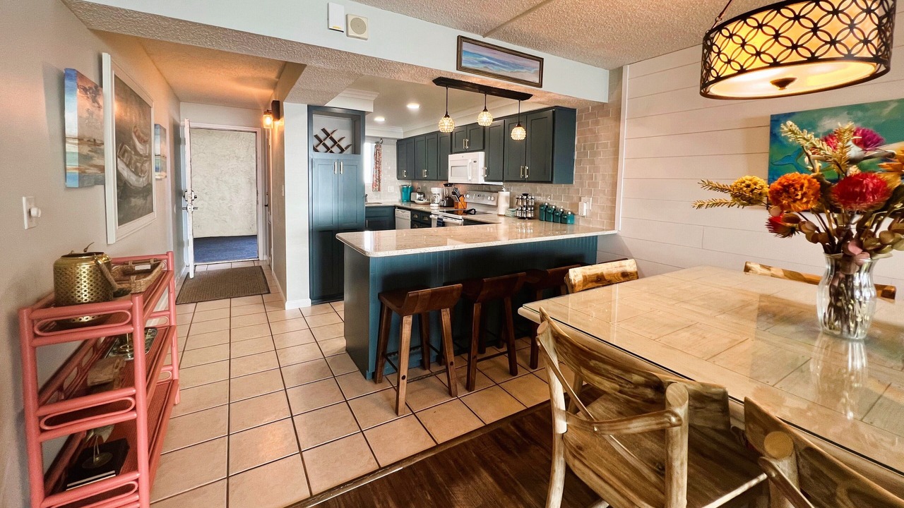 Photo of Kitchen in Biltmore Beach