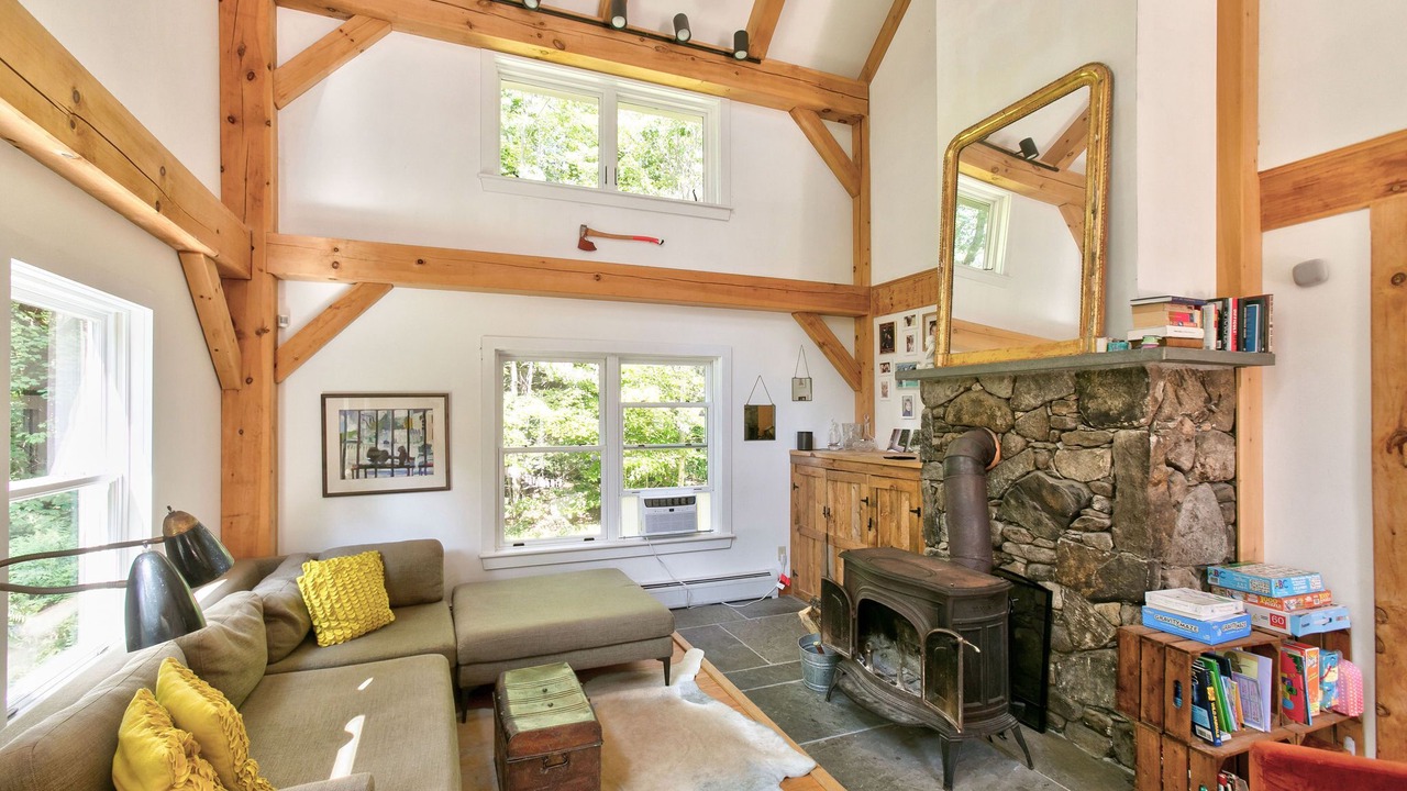 Photo of Livingroom in Monterey