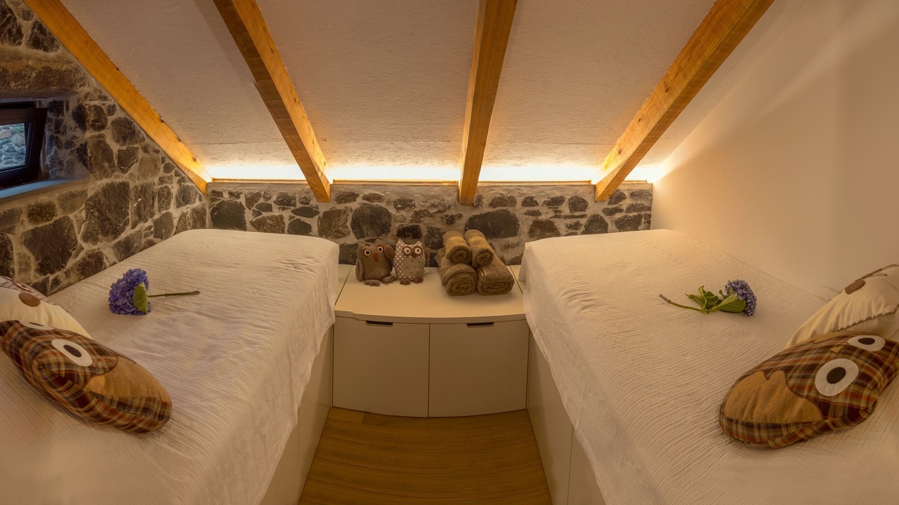 Photo of Bedroom in Calheta