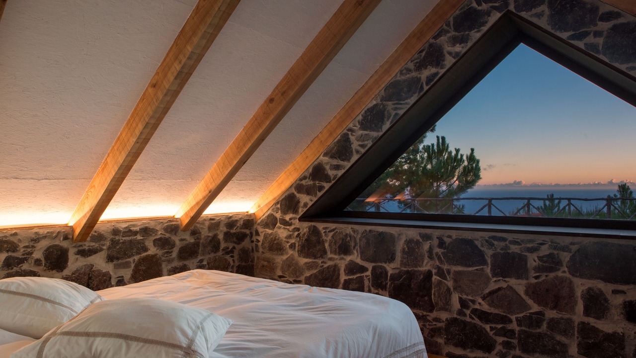 Photo of Bedroom in Calheta