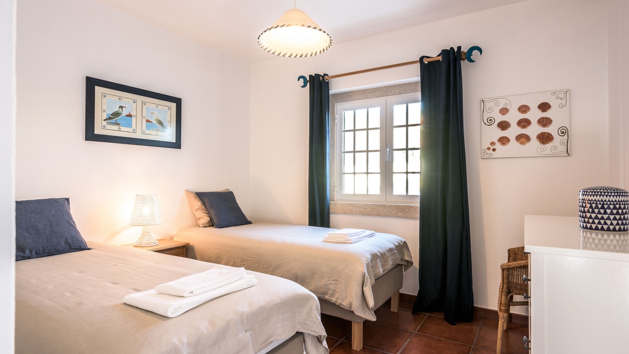 Photo of Bedroom in Magoito