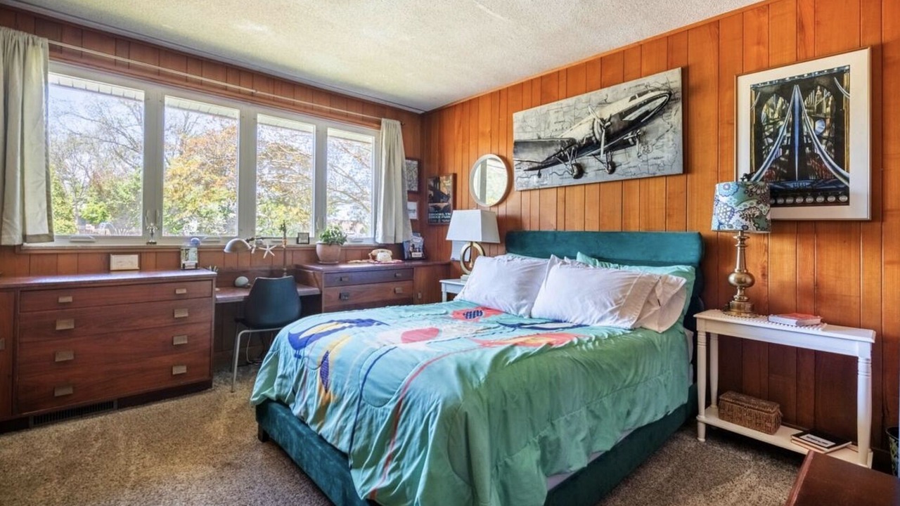 Photo of Bedroom in Camellia Shores