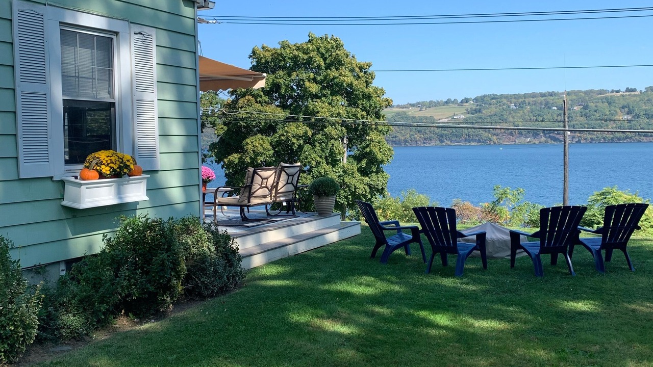 Photo of Patio Balcony in Watkins Glen