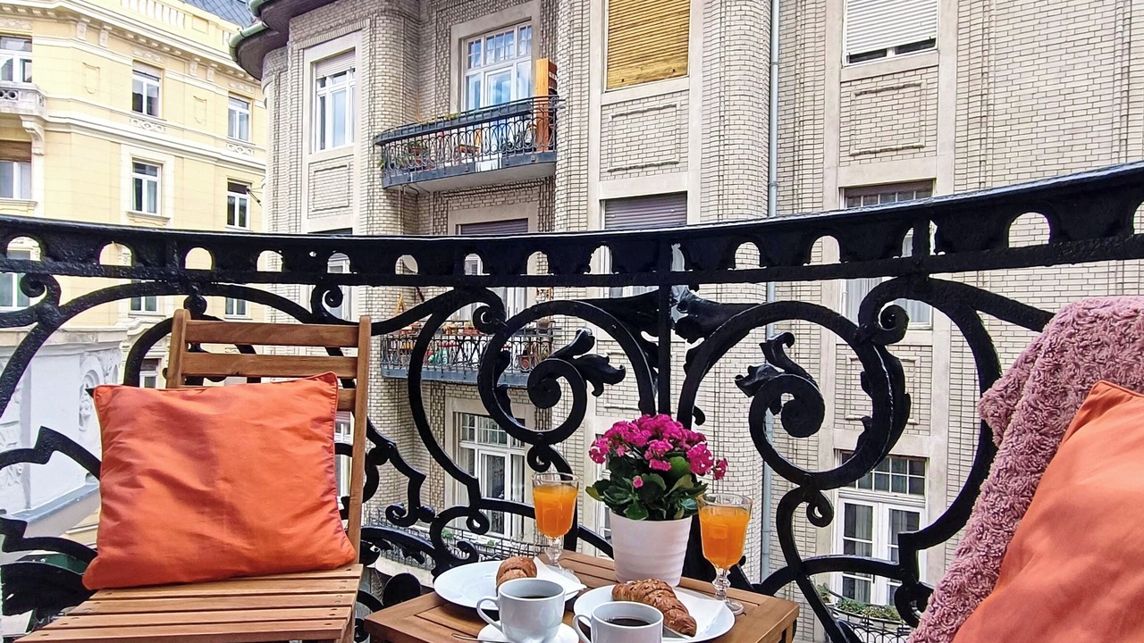 Photo of Outdoor in Inner City Budapest