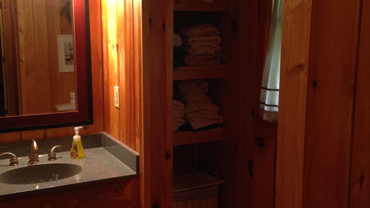 Photo of Bedroom in Luray