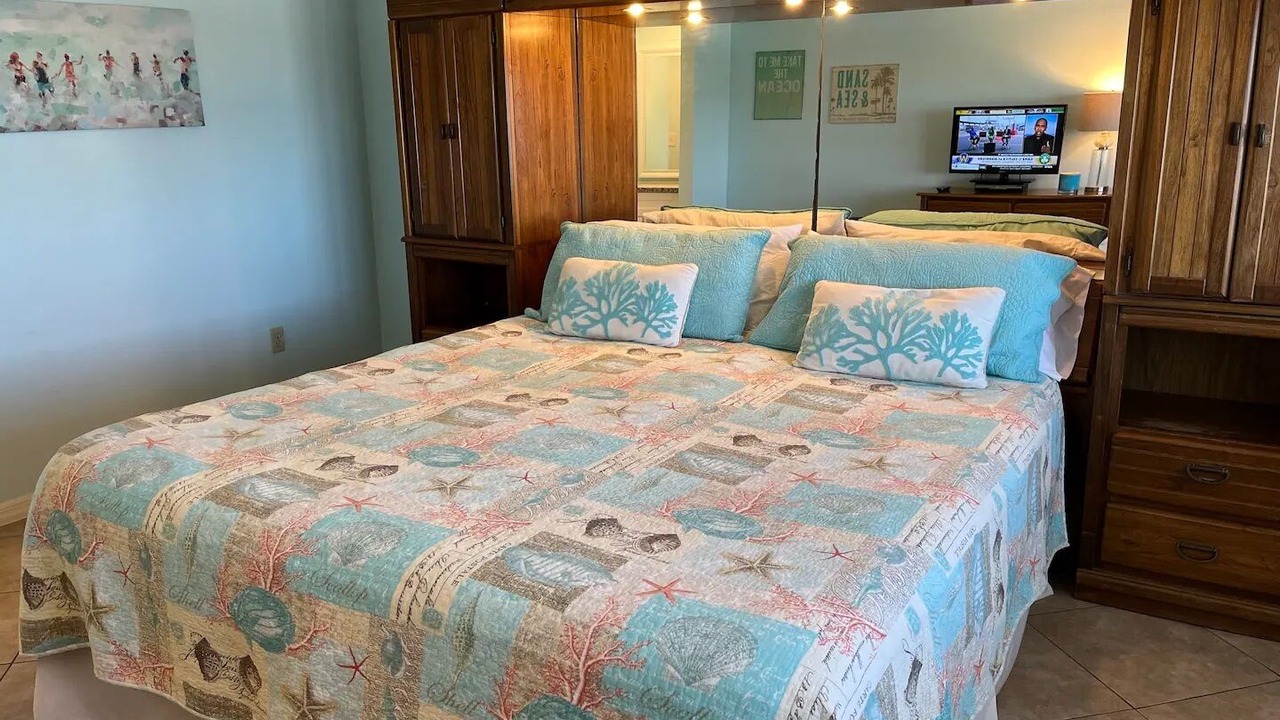 Photo of Bedroom in Cocoa Beach
