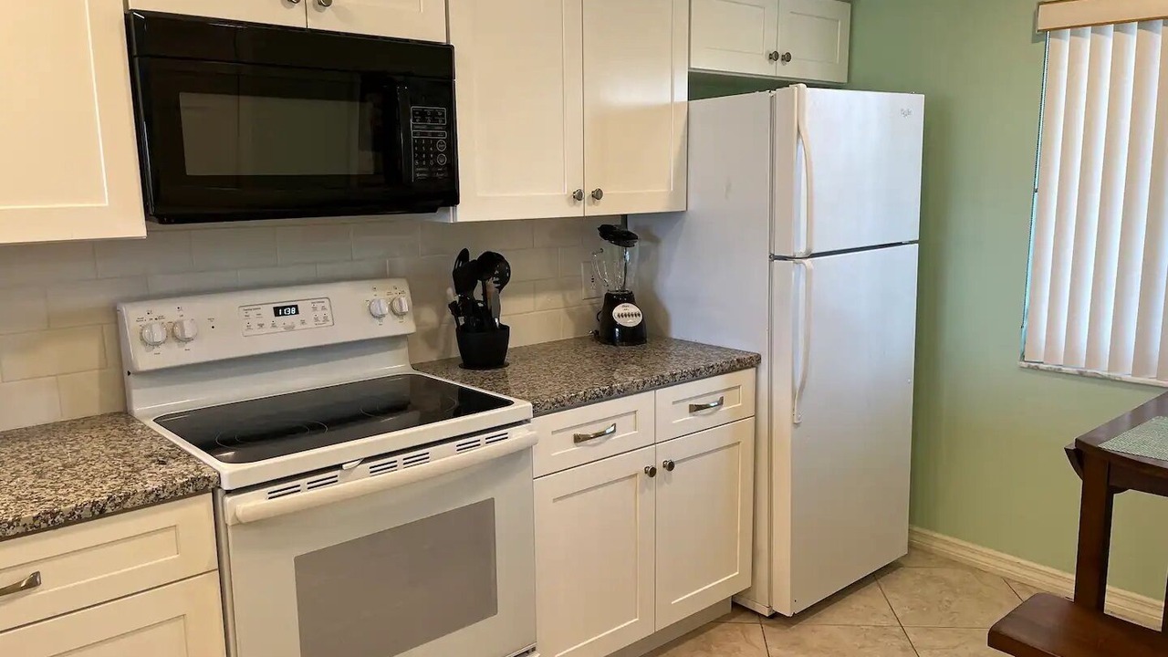 Photo of Kitchen in Cocoa Beach