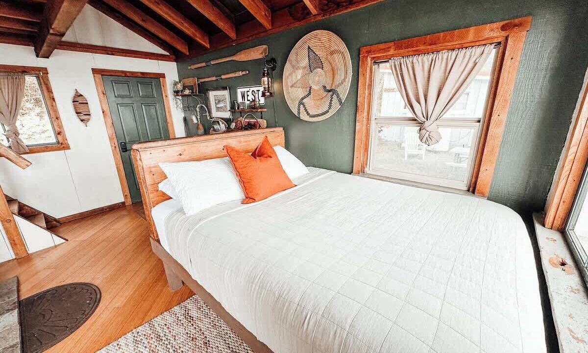 Photo of Bedroom in Port Angeles