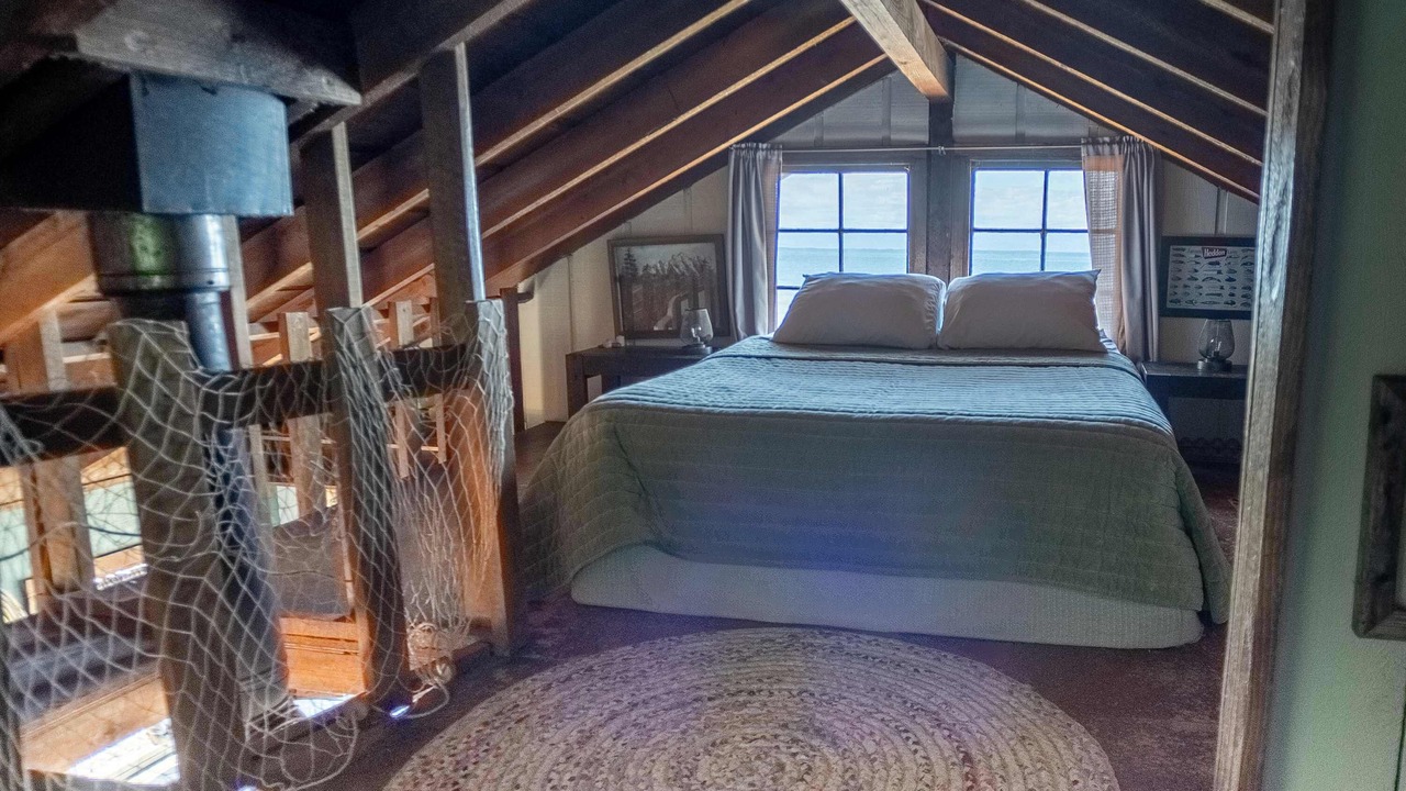 Photo of Bedroom in Port Angeles