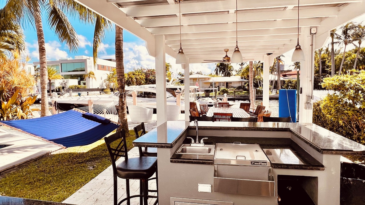 Photo of Outdoor in Northeast Miami