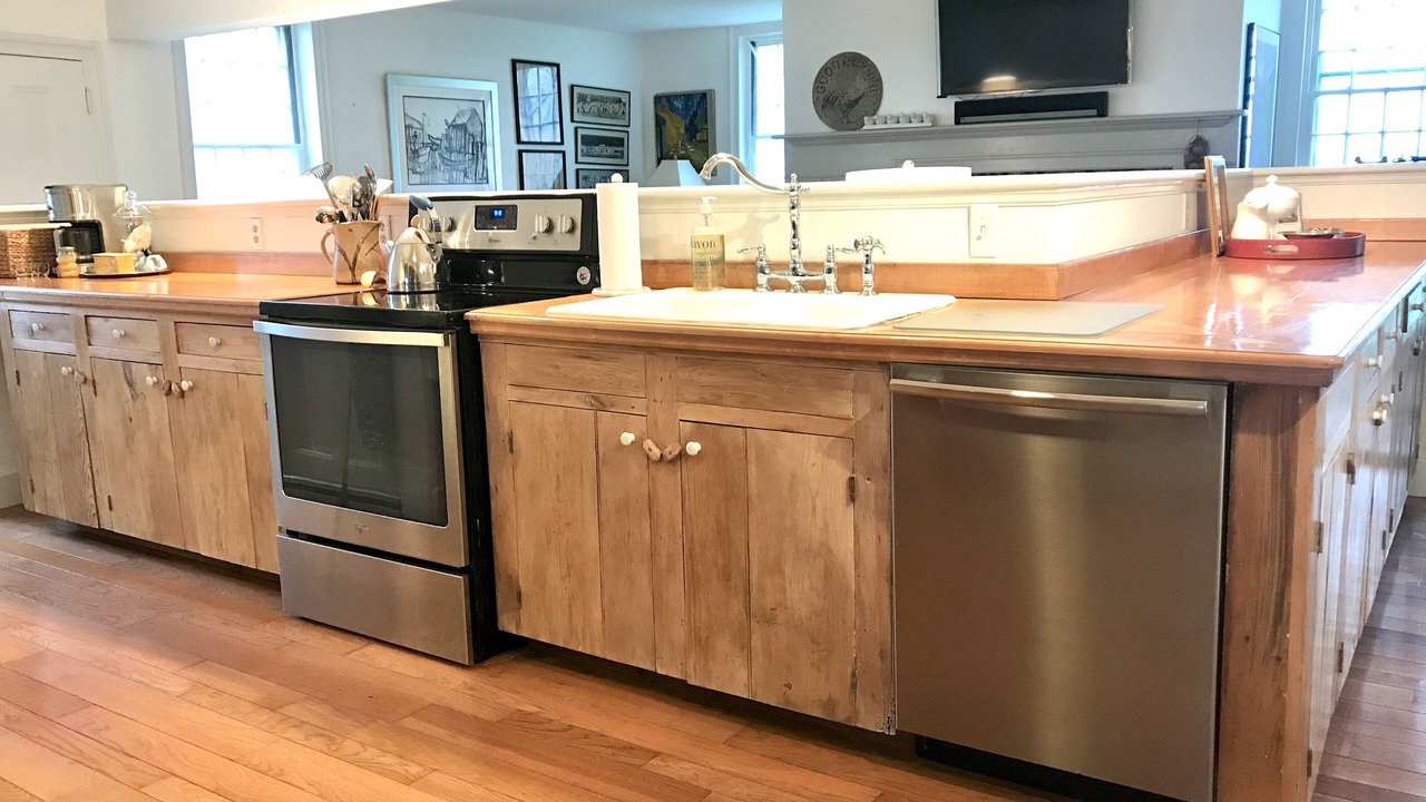 Photo of Kitchen in Town of Richmond