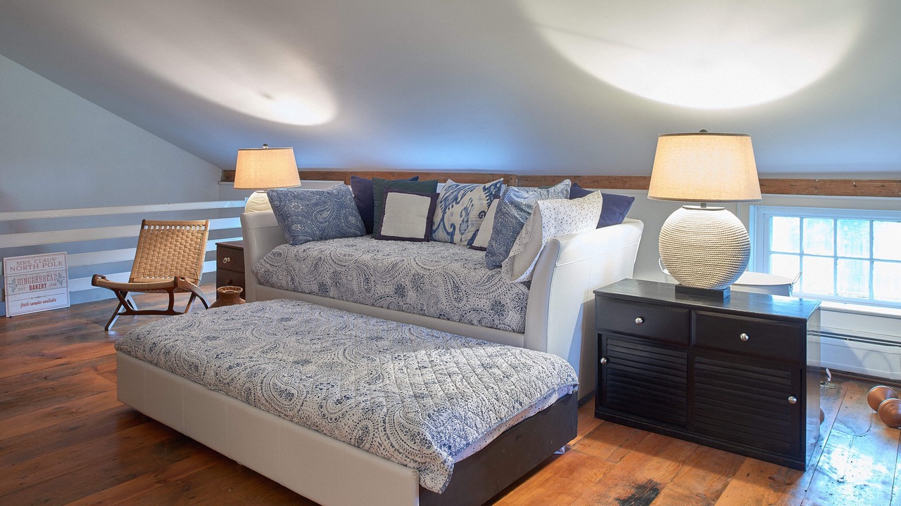 Photo of Bedroom in Town of Richmond