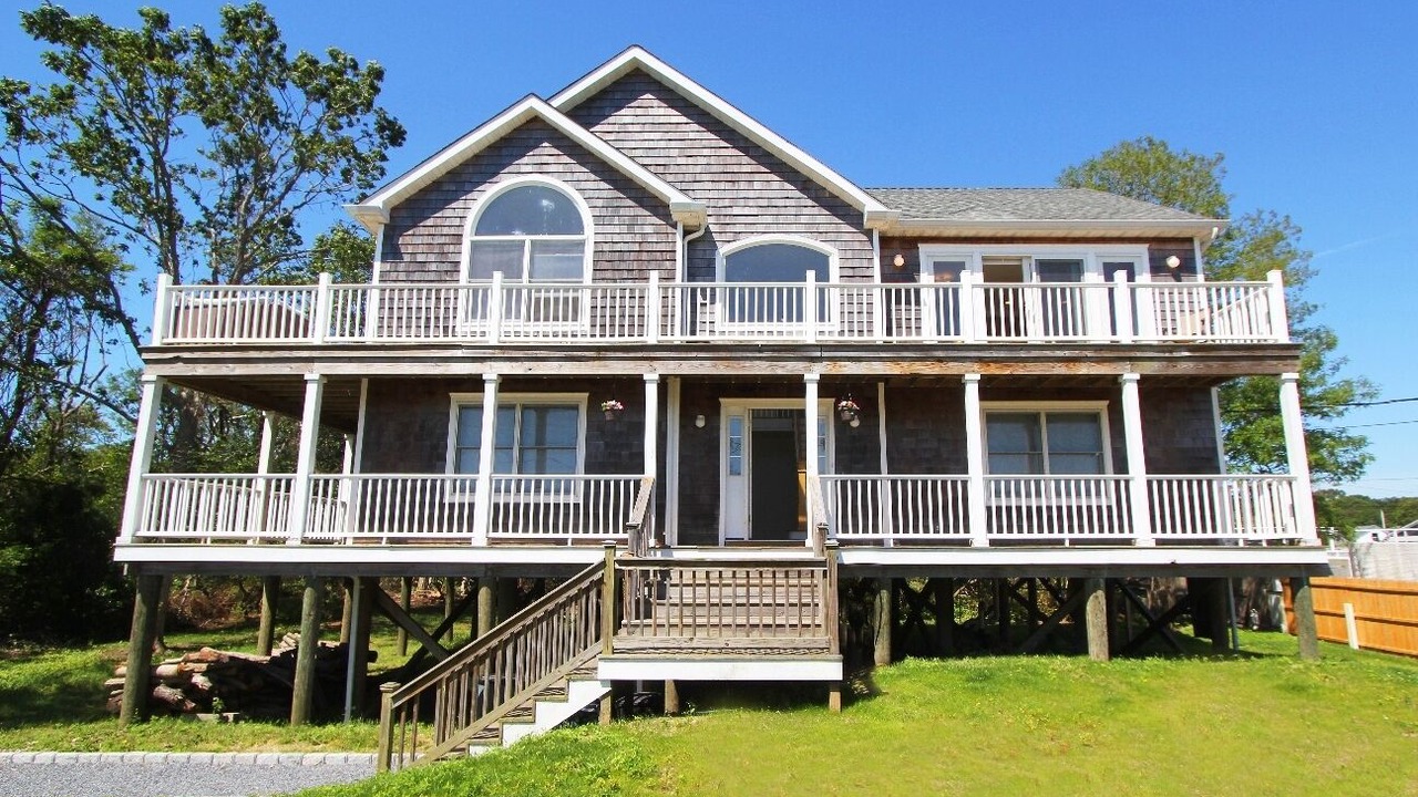 Photo of Outdoor in Mastic Beach