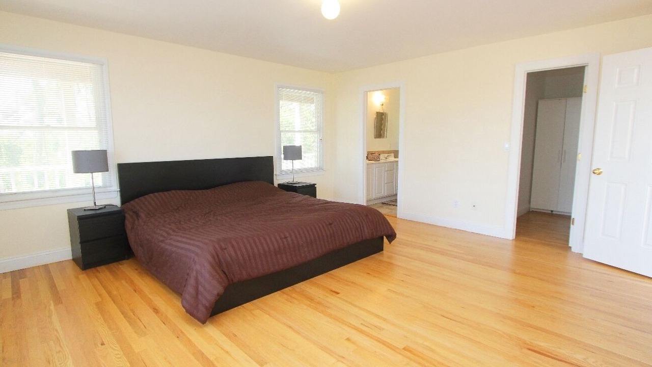 Photo of Bedroom in Mastic Beach