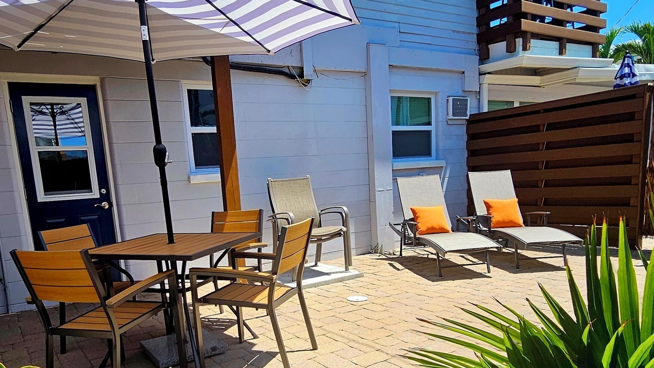 Photo of Outdoor in Englewood