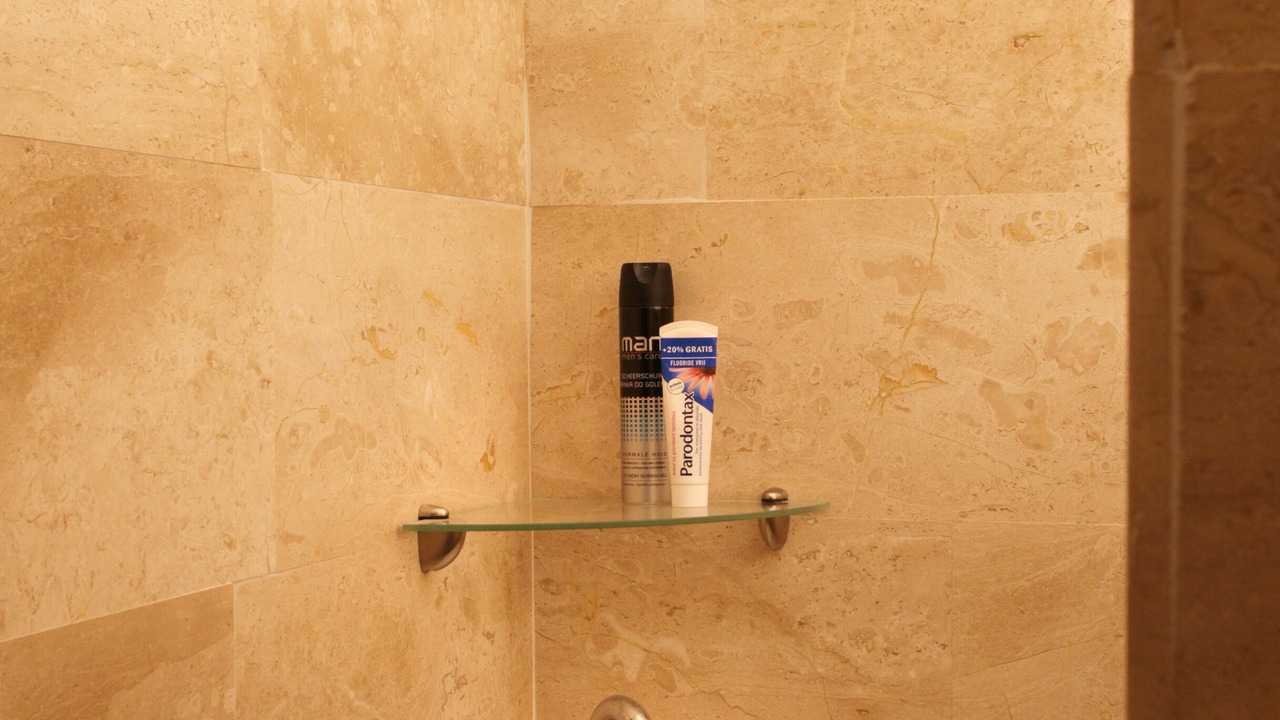 Photo of Bathroom in Rijnbuurt