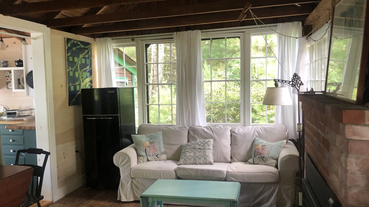 Photo of Livingroom in Plymouth
