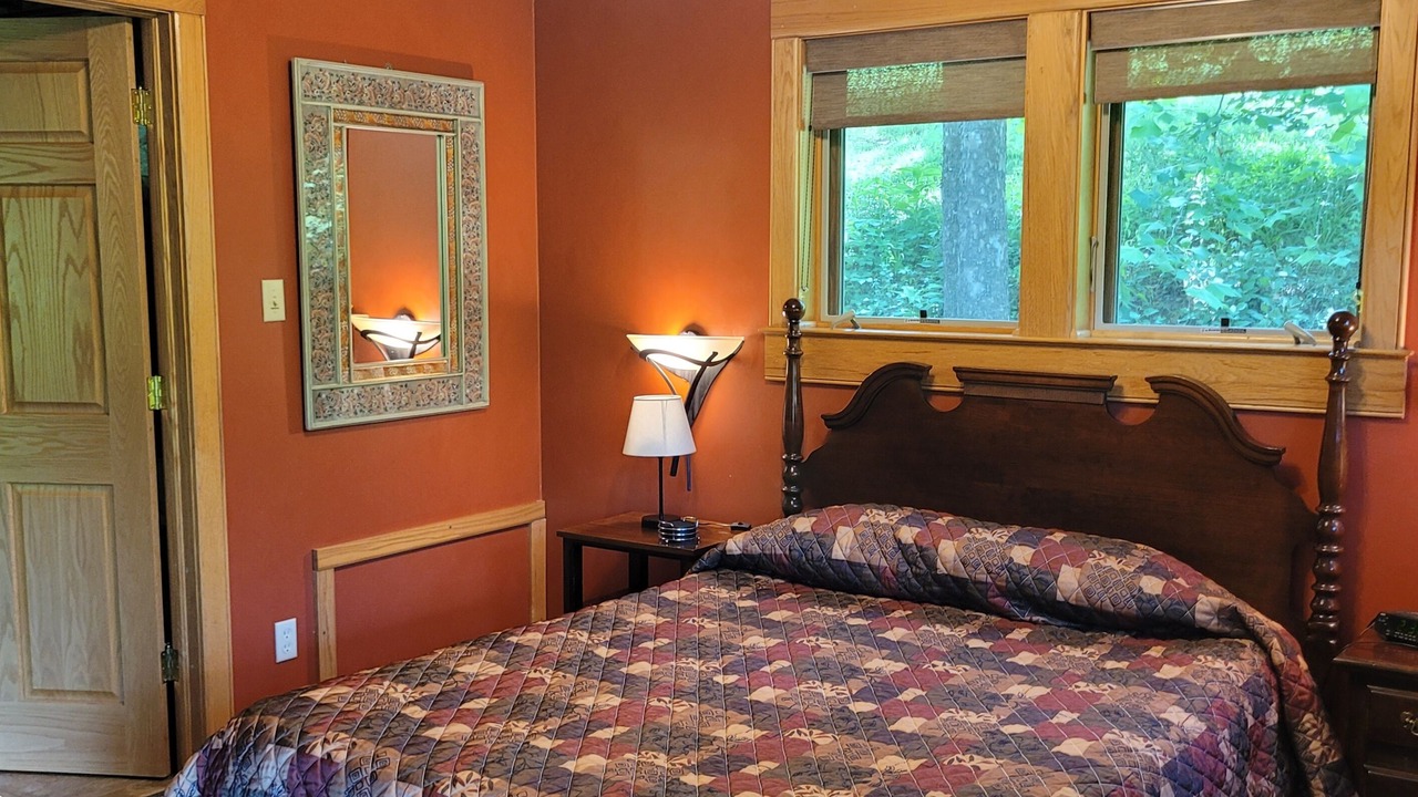 Photo of Bedroom in Draper