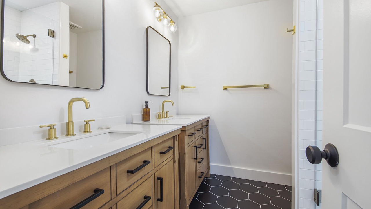 Photo of Bathroom in Santa Rosa Beach