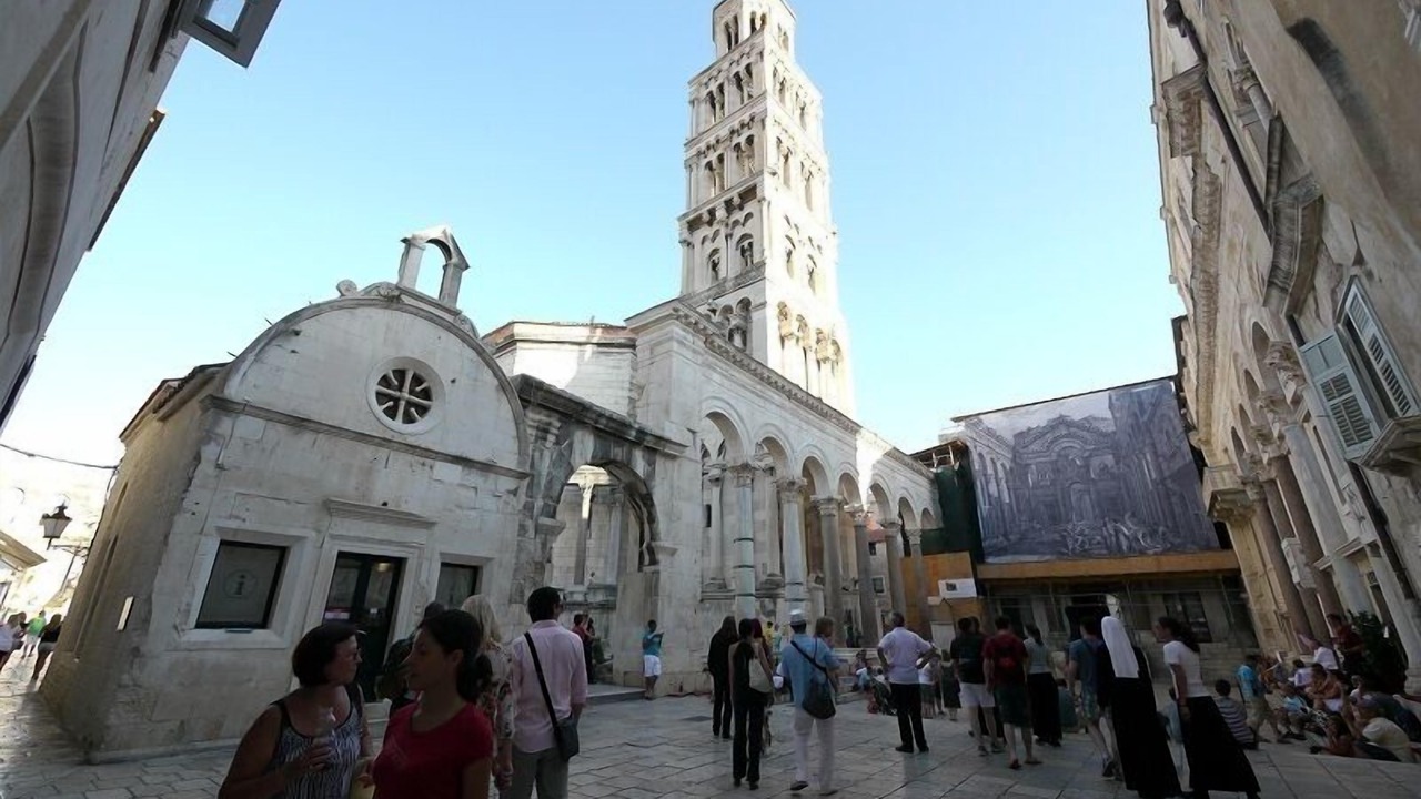 Photo of Others in Old Town