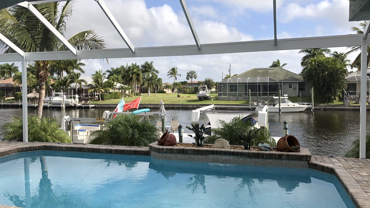 Photo of Outdoor in Pelican
