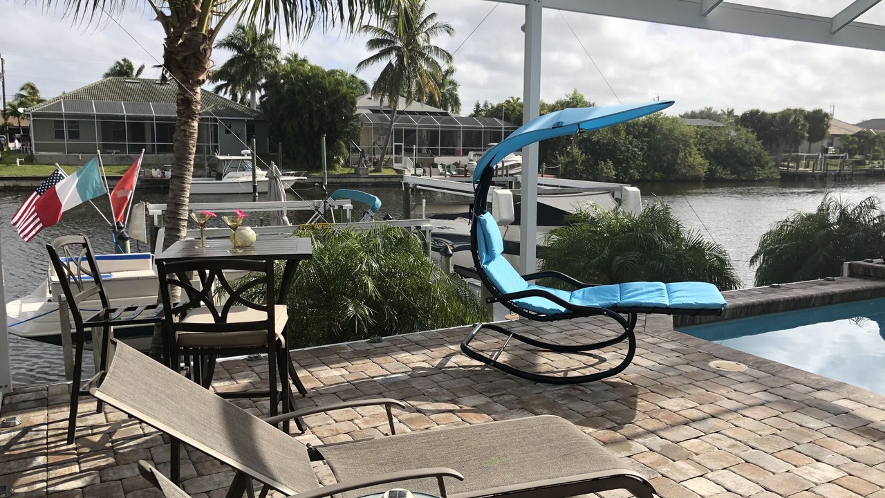 Photo of Outdoor in Pelican