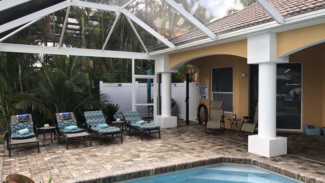 Photo of Outdoor in Pelican