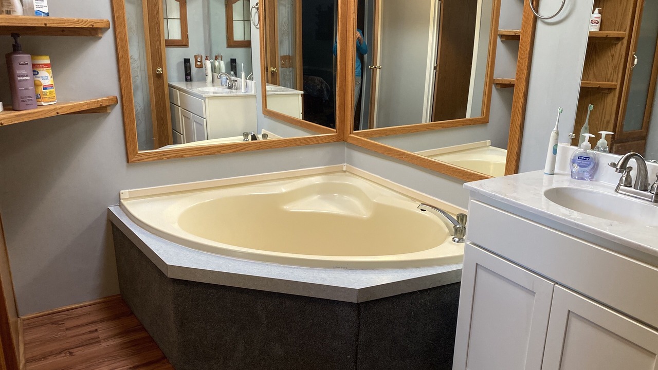 Photo of Bathroom in Vevay
