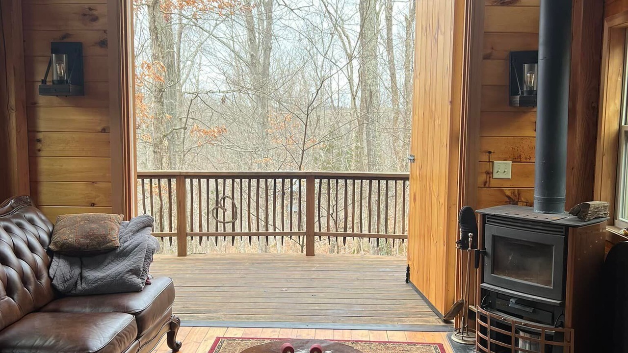 Photo of Livingroom in Stonewall