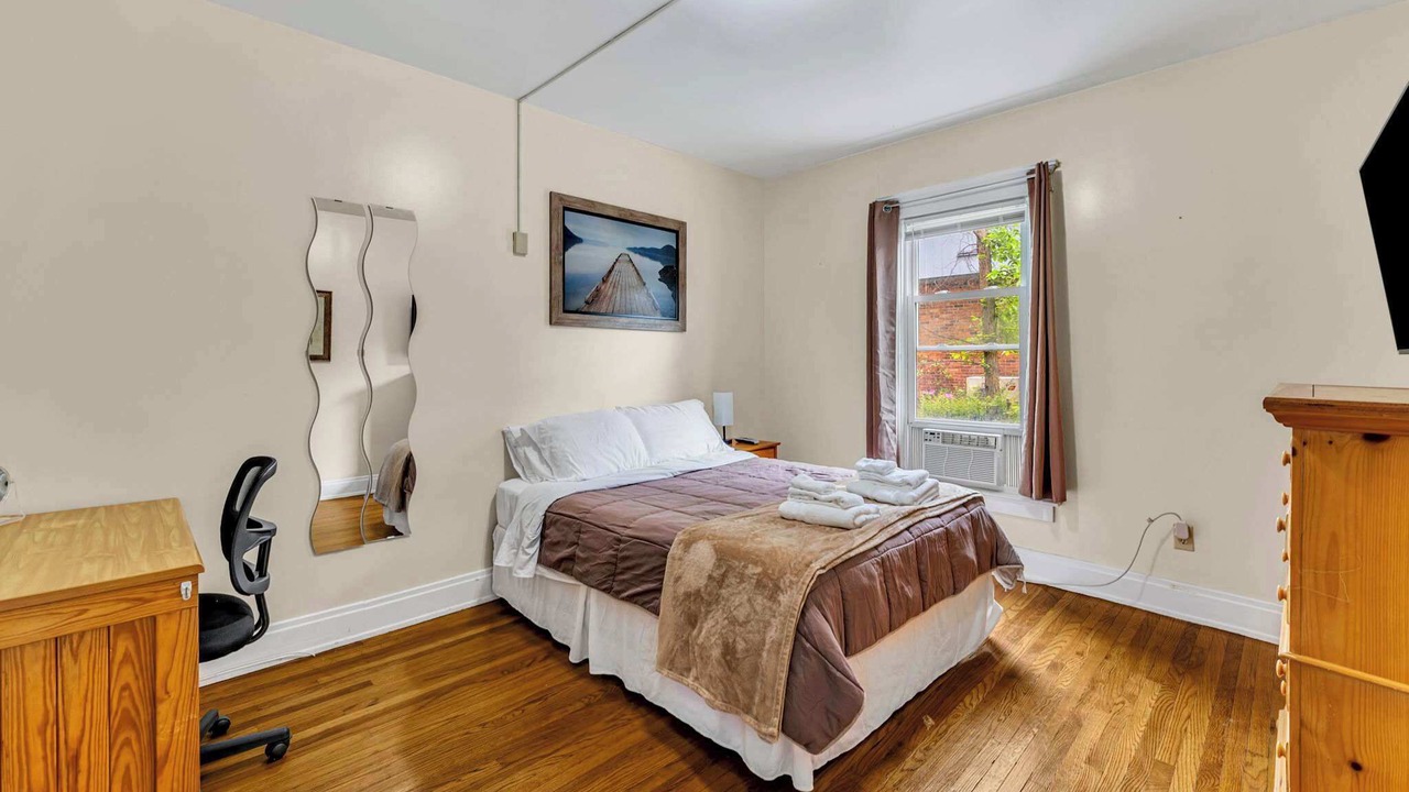 Photo of Bedroom in Oneonta