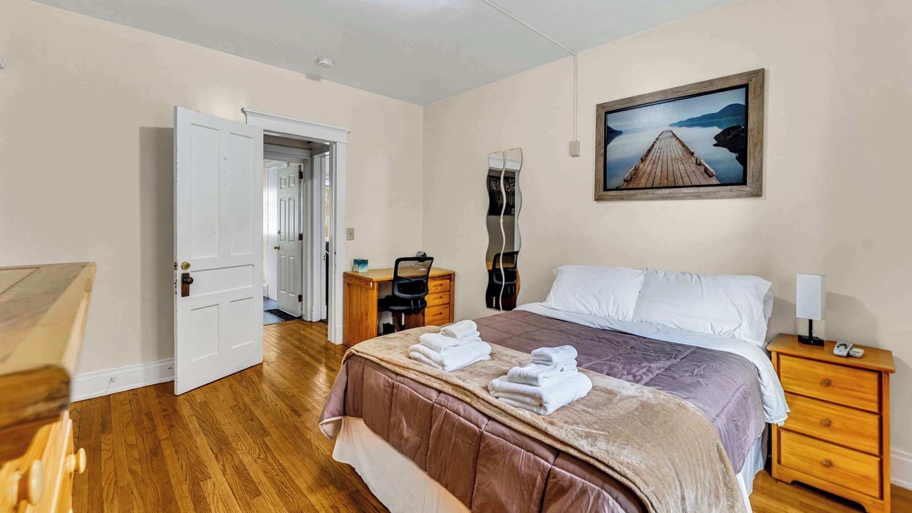 Photo of Bedroom in Oneonta