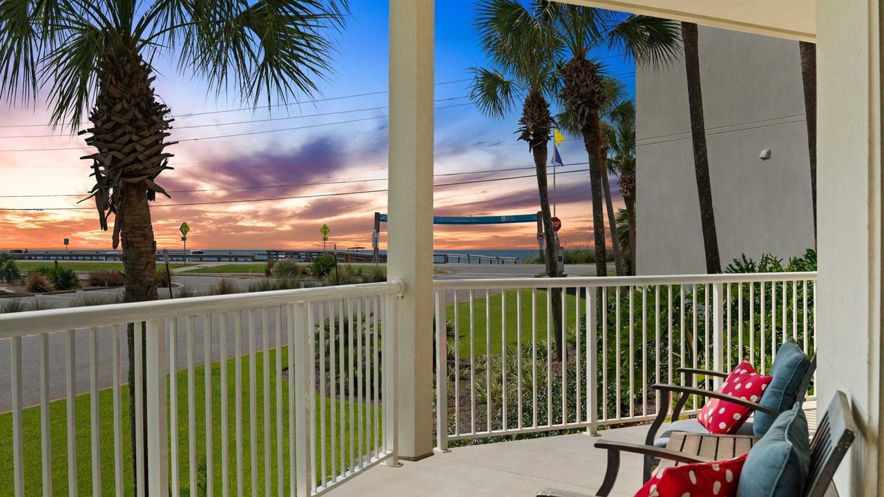Photo of Outdoor in Avalon Beach Estates
