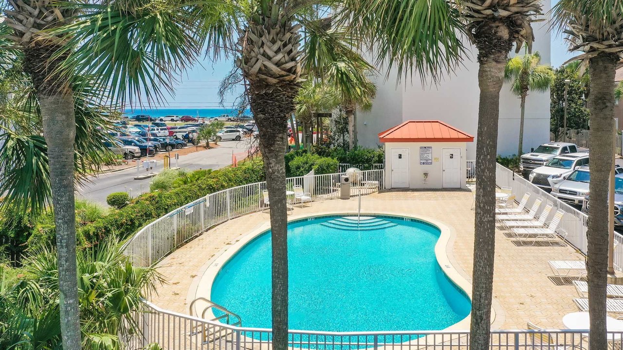 Photo of Outdoor in Avalon Beach Estates