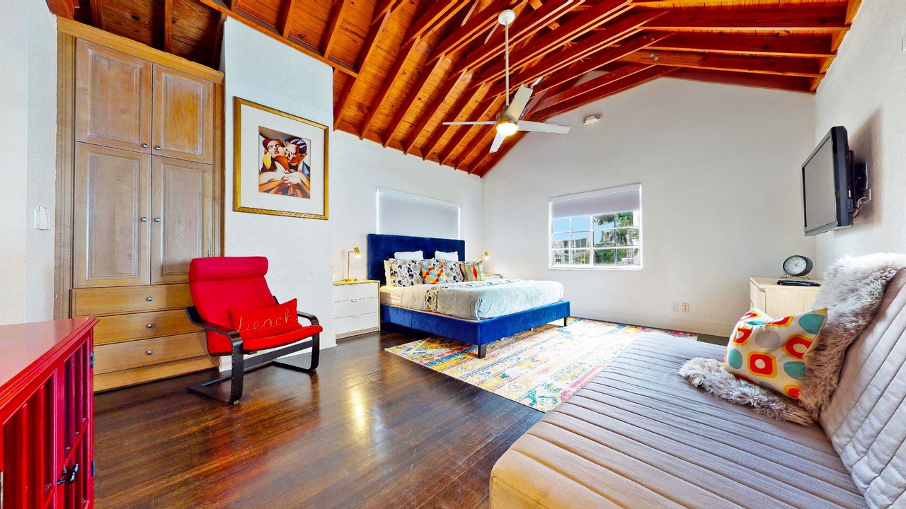 Photo of Bedroom in West Avenue