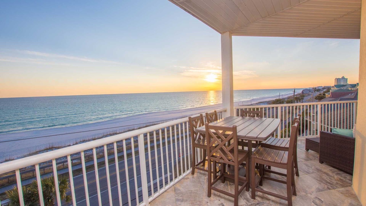 Photo of Outdoor in Avalon Beach Estates