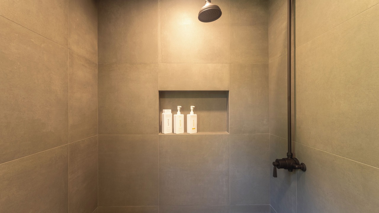 Photo of Bathroom in Lagoon Heights