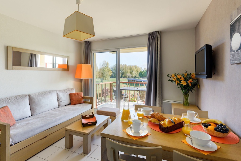 Photo of Livingroom in Sables-d'Or-les-Pins