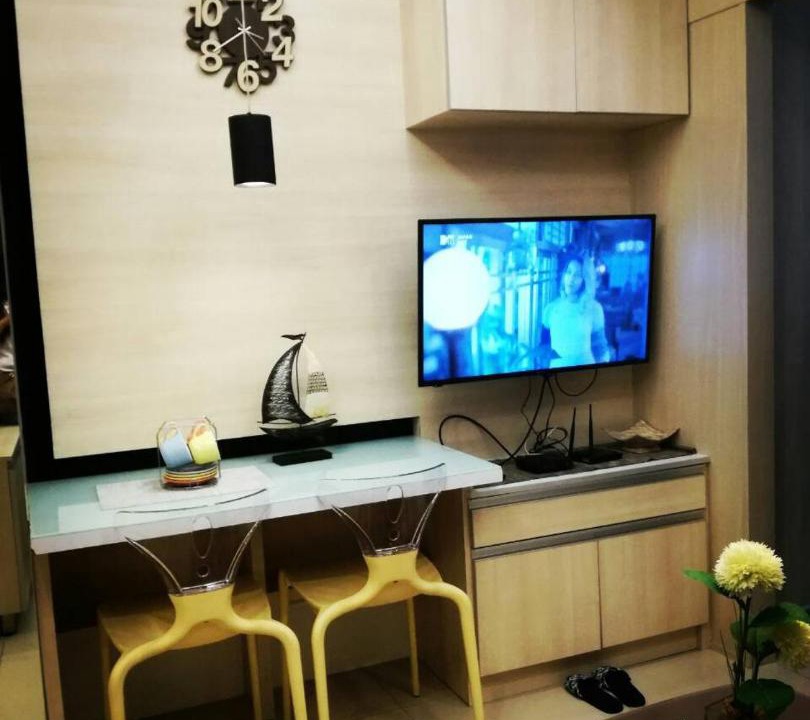 Photo of Livingroom in Downtown