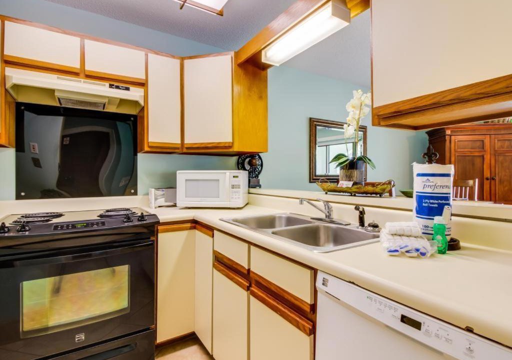 Photo of Kitchen in Gulf Lagoon Beach