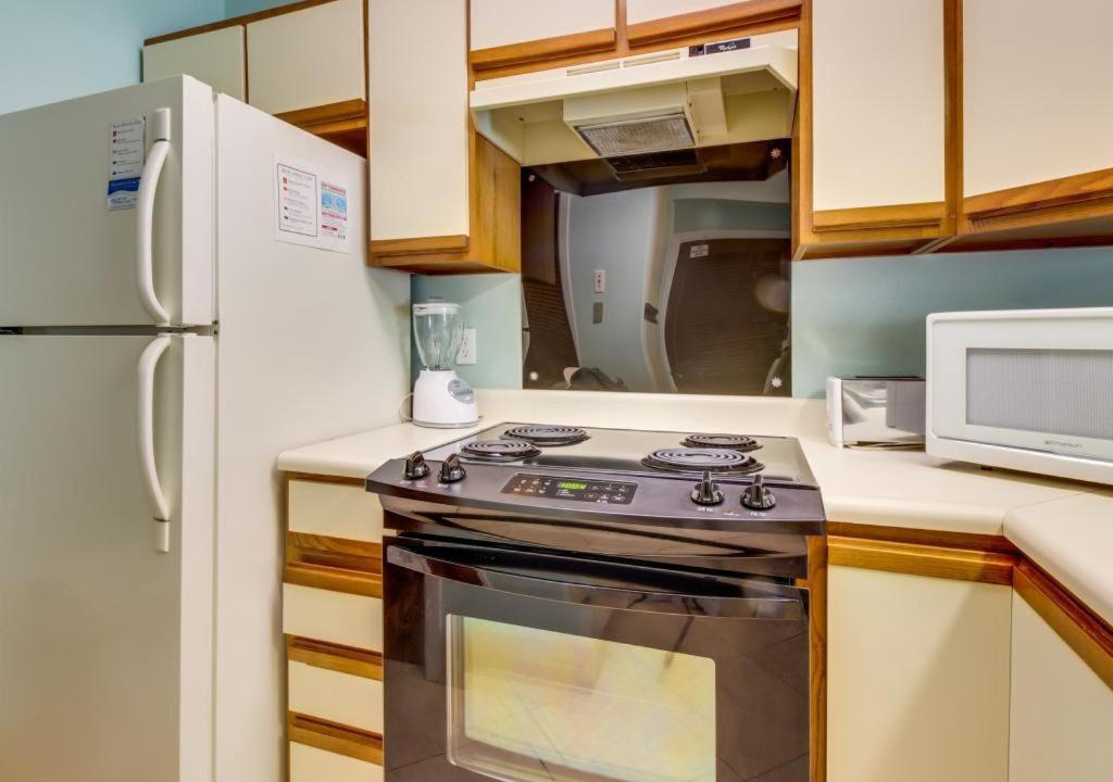 Photo of Kitchen in Gulf Lagoon Beach