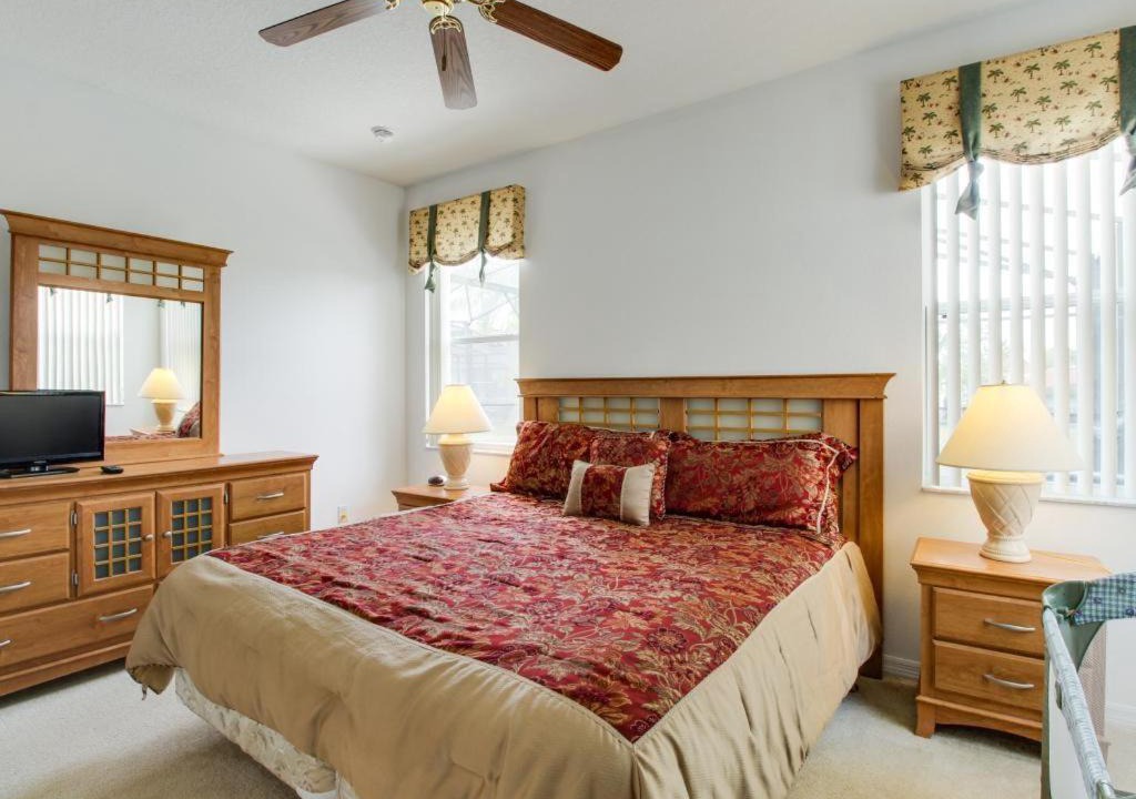 Photo of Bedroom in Windwood Bay