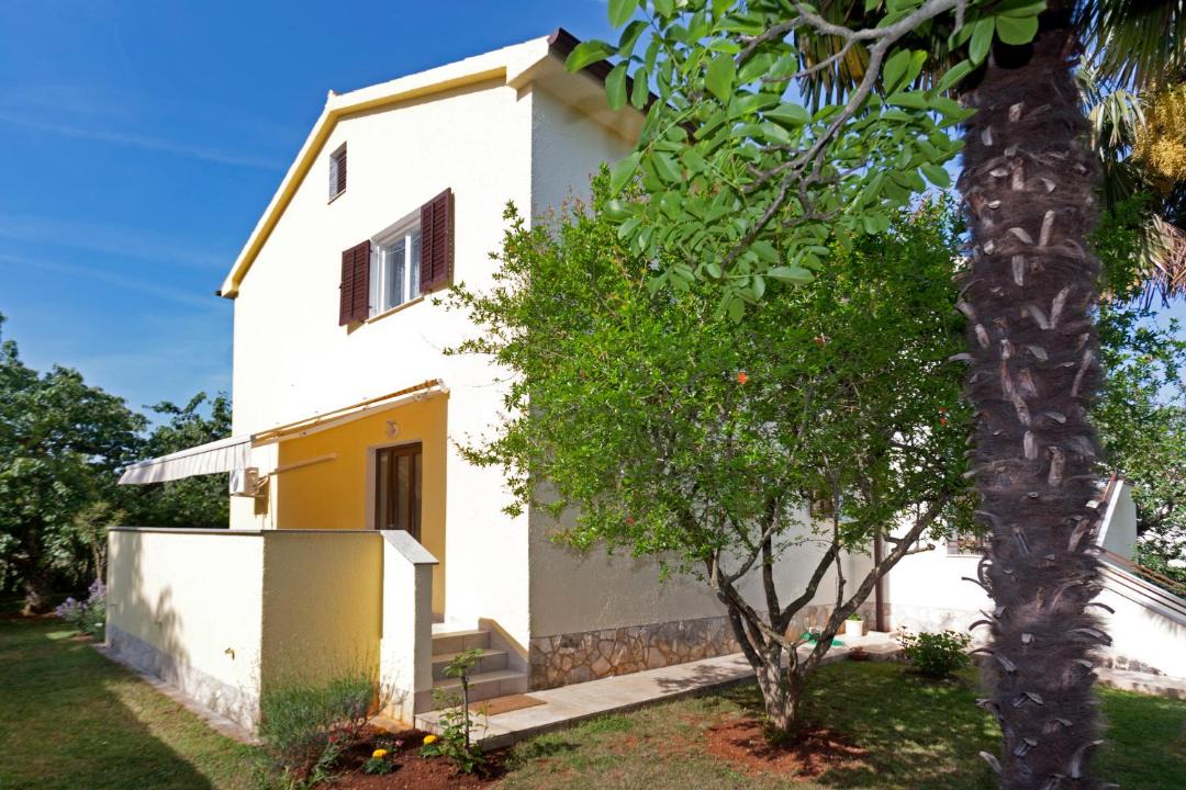 Photo of Buildings in Spadici