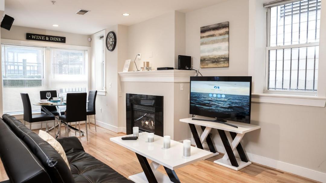 Photo of Livingroom in Logan Circle
