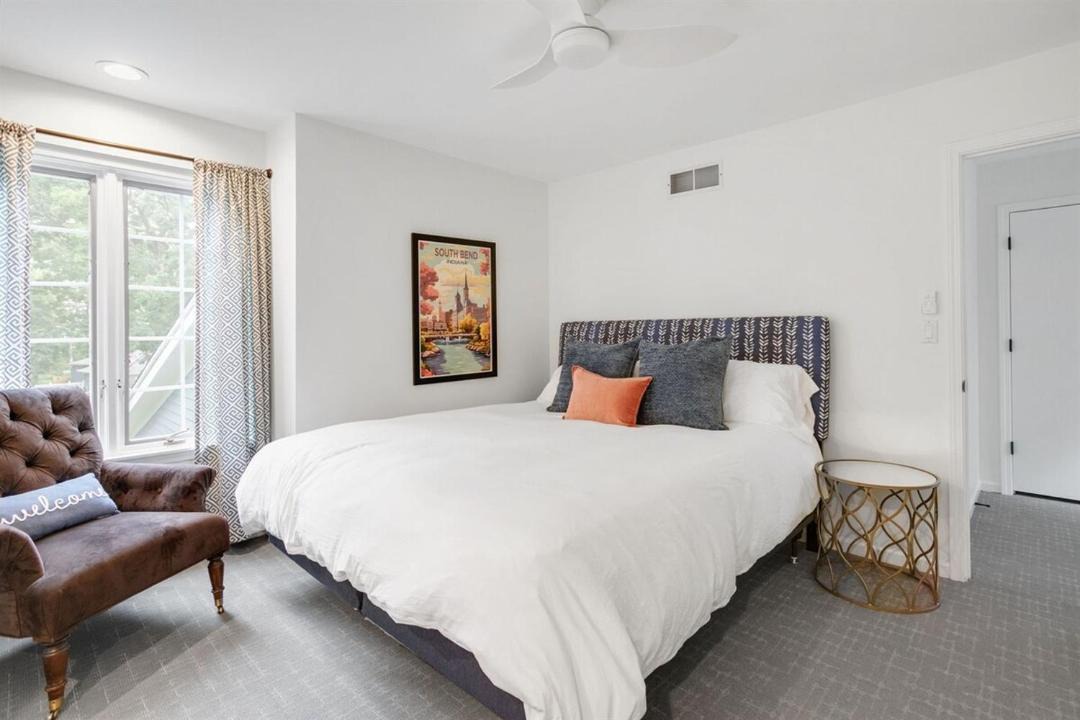 Photo of Bedroom in Wooded Estates