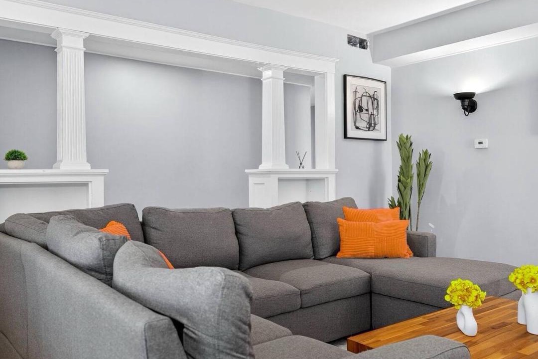 Photo of Livingroom in St. Elizabeth's