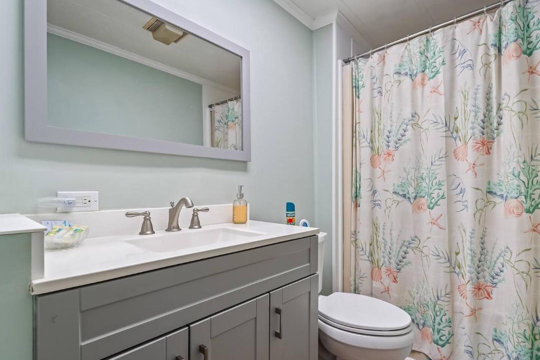 Photo of Bathroom in Crawfordville
