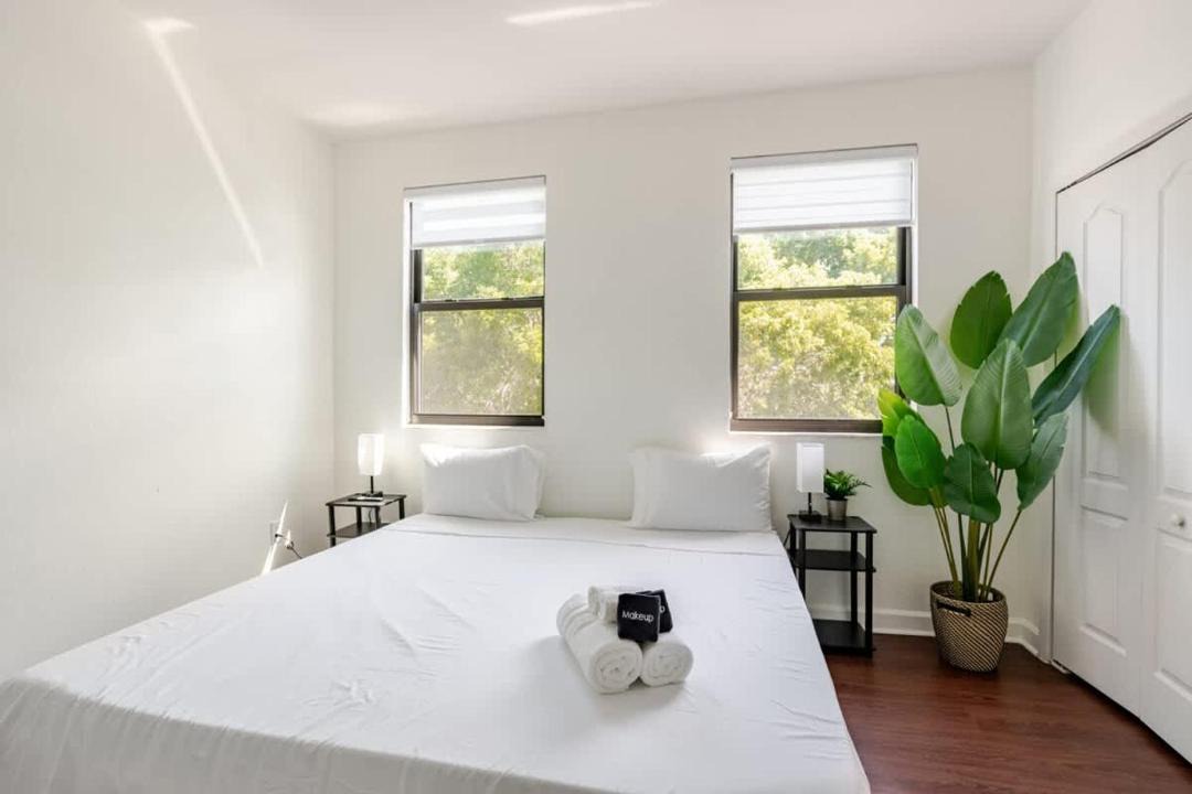Photo of Bedroom in Tamiami