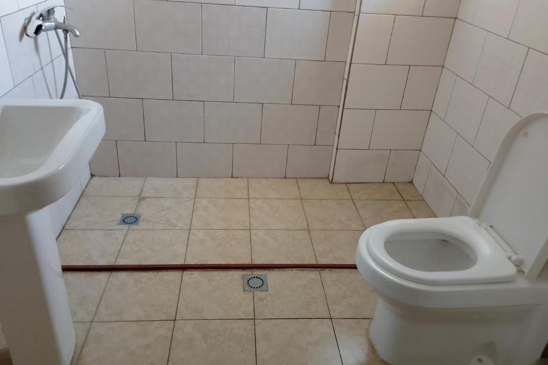 Photo of Bathroom in Pointe-Noire