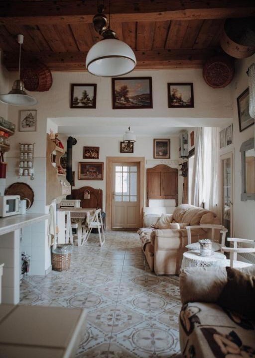 Photo of Others in Lajosmizse