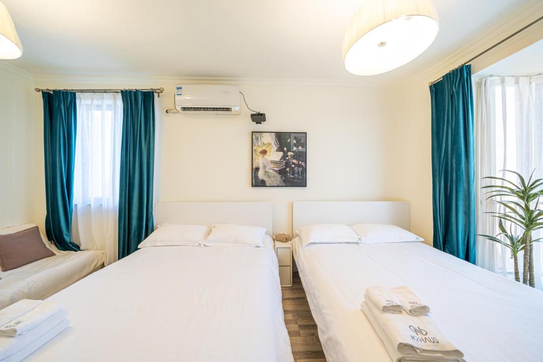Photo of Bedroom in Huaihai Road Commercial Area